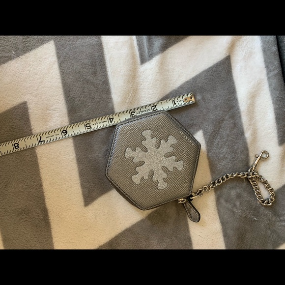 LIKE NEW Coach pewter set: zip tote, wallet, coin purse - Picture 15 of 16